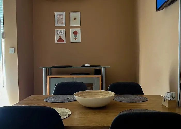 Centar アパート モスタル